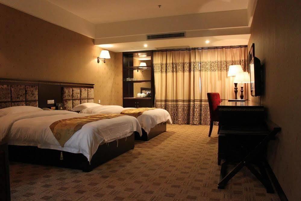 New Beacon Runfeng International Hotel Vuhan Dış mekan fotoğraf